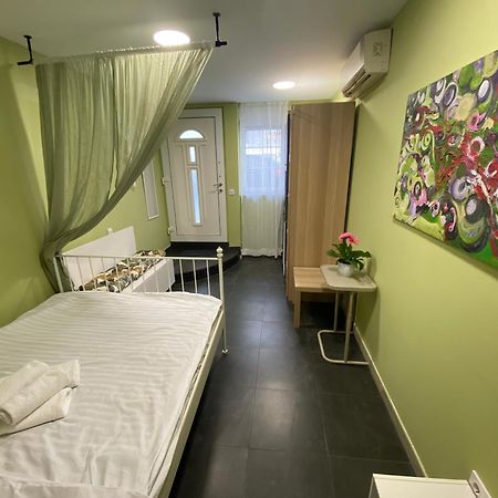 Nirvana'S Compact Studio Apartment Thessaloniki Exterior photo
